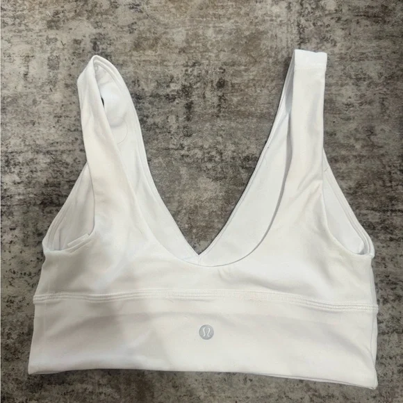 Lululemon Align V-Neck Sports Bra 🤍 Size 6 - Picture 3 of 5